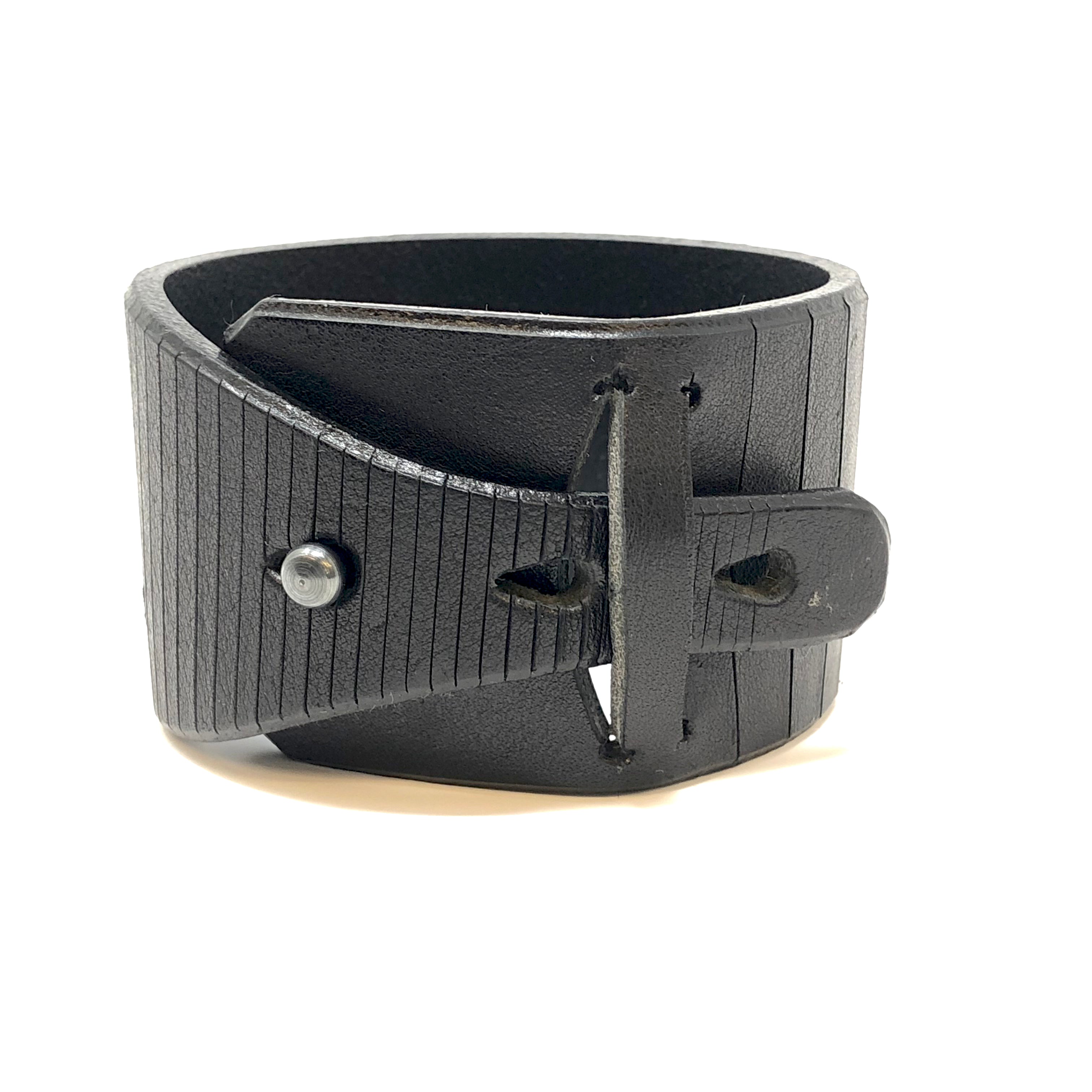 KNIFE-CUT Bracelet
